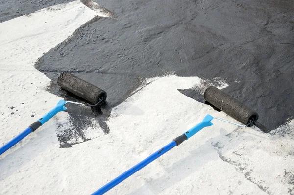 Waterproofing Contractor vs DIY: What You Should Never Attempt Yourself