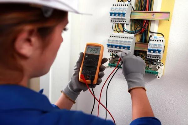 Professional electrician lansdowne for all electrical needs