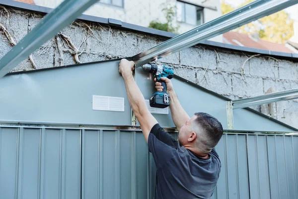 How Quality Roof Replacement Services Safeguard Your Investment